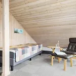 In With Sauna