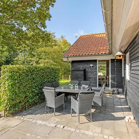 Holiday home In With Sauna Hals